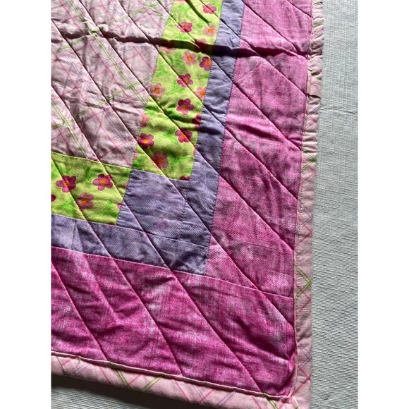 Handmade Baby Quilt With Teddy Bear & Alphabet Print 35x27 Inches - Picture 3 of 7